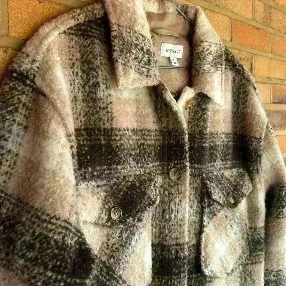 Evereve Polly trucker style short pink brown plaid jacket - Picture 4 of 7